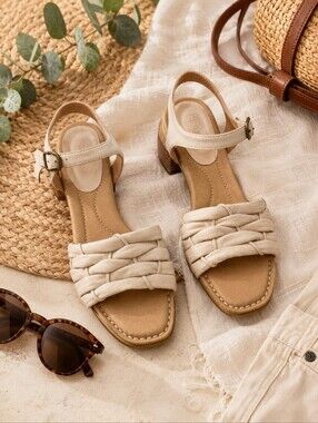 Born Leather Braided Ankle-Strap Cream 2 Inch Block Heel Sandles. Ladies 10M
